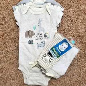 Gerber organic onesie set #22